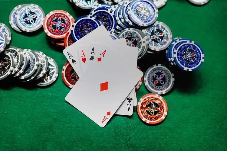 Catatan privasi dan keamanan akun digital